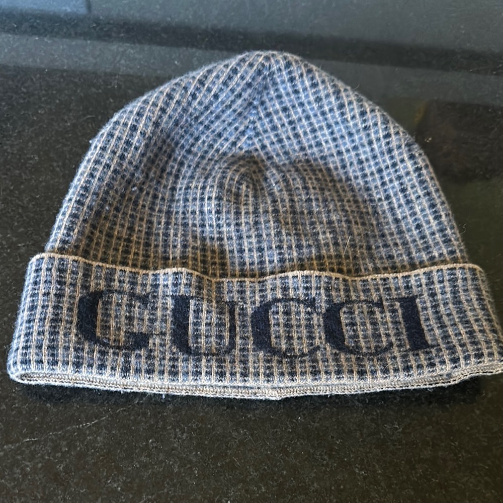 Gucci Gray and Blue Knit Hat with Ribbed Brim